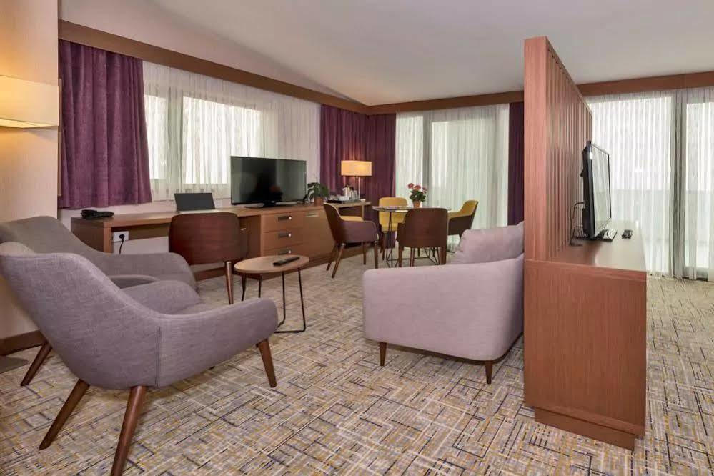 Land Park Hotel اسطنبول المظهر الخارجي الصورة